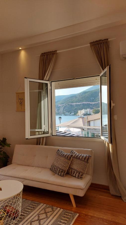 Onar Beachfront Residence, Loutraki Exterior foto