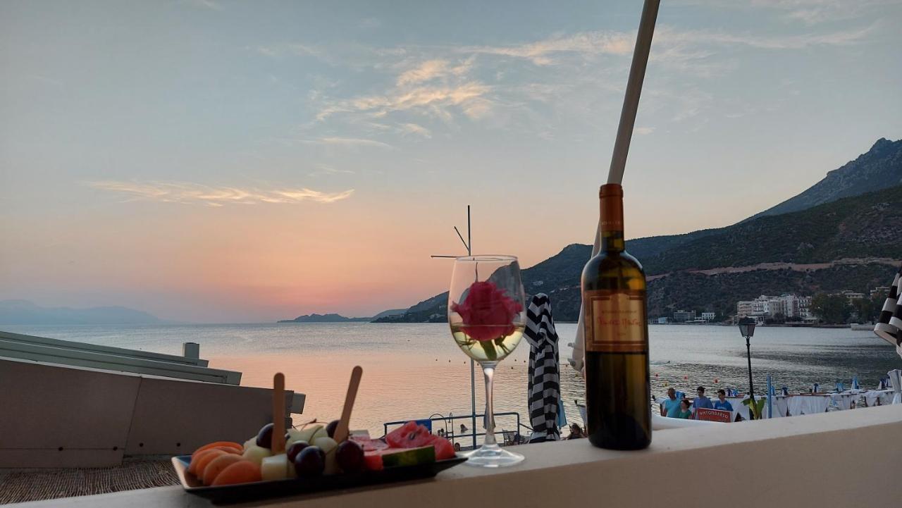 Onar Beachfront Residence, Loutraki Exterior foto